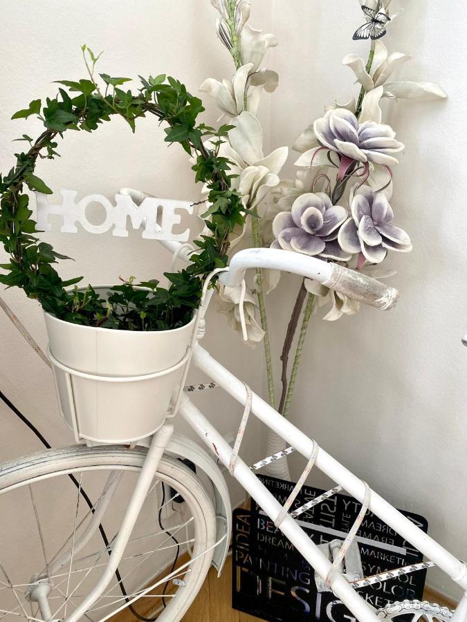 Fantastic Apartment In The City Center 프라하 외부 사진