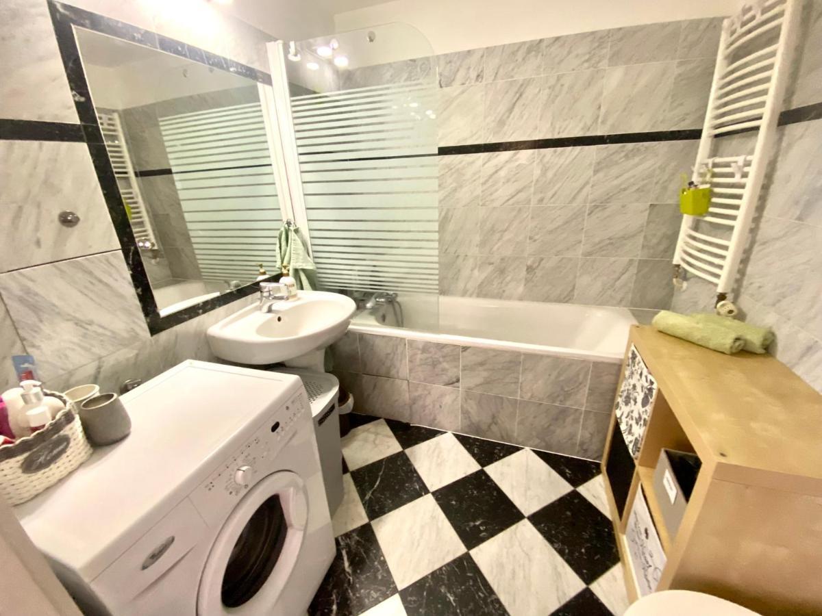 Fantastic Apartment In The City Center 프라하 외부 사진