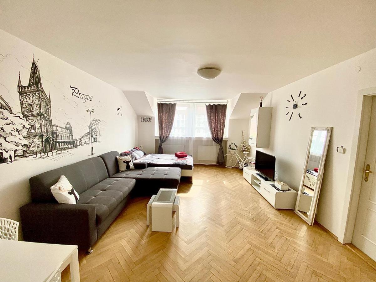 Fantastic Apartment In The City Center 프라하 외부 사진