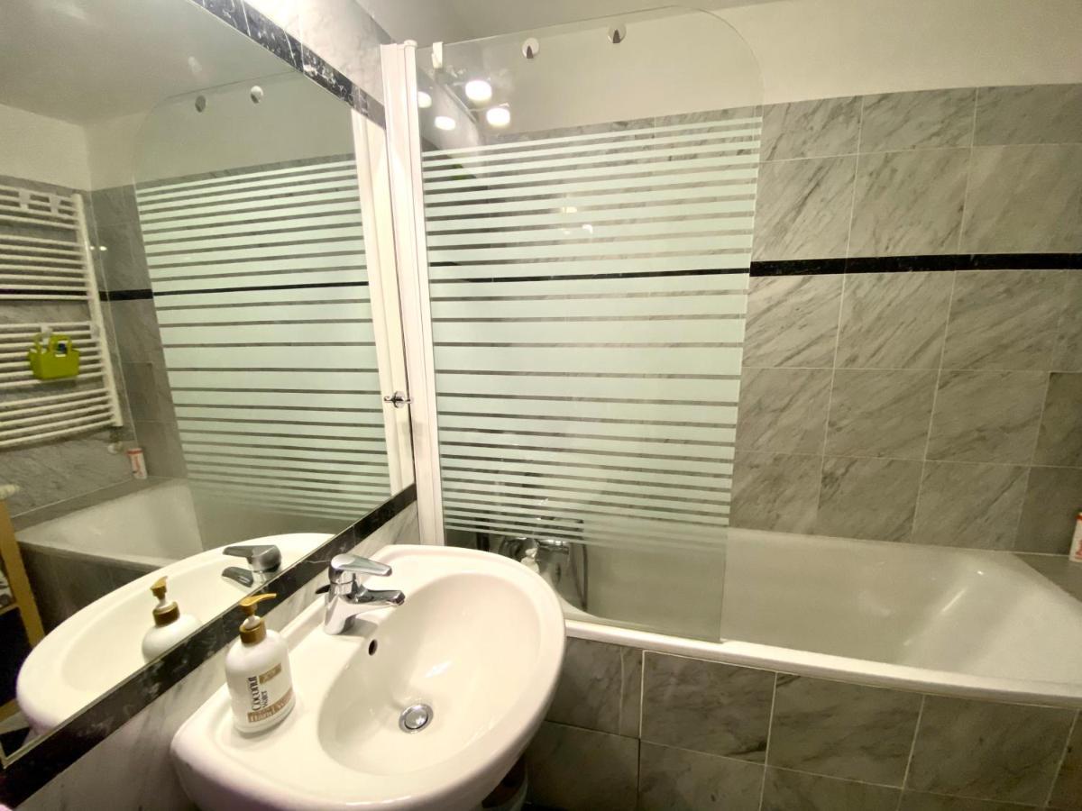 Fantastic Apartment In The City Center 프라하 외부 사진
